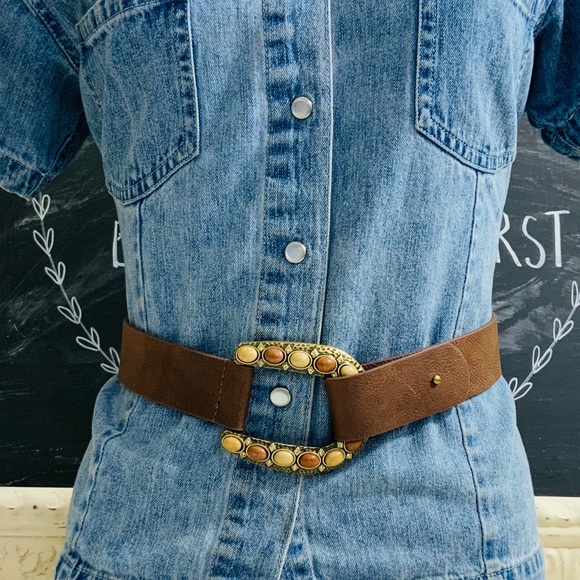 Embellished Buckle Statement Belt NWOT main image 6
